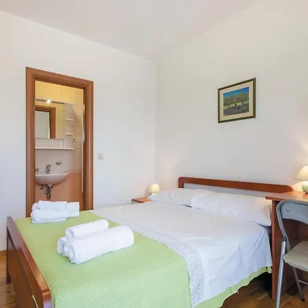 Petra Apartment